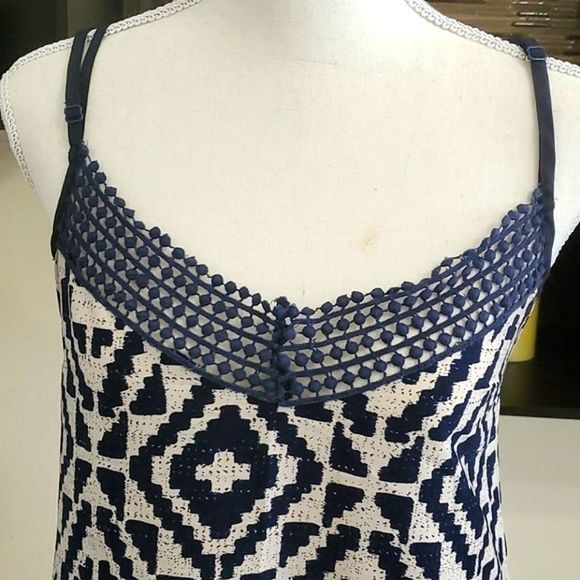 Zoe & Rose Boho Navy & White Lace Flowy Summer Festival Silky Shift Mini Dress - Picture 2 of 13